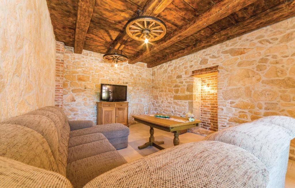 Luxury Maria With Pool Villa Galovac (Zadar)